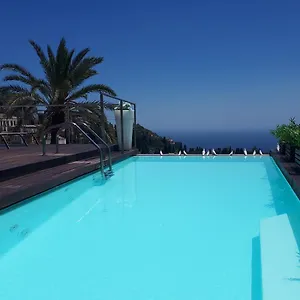 ספר כאן