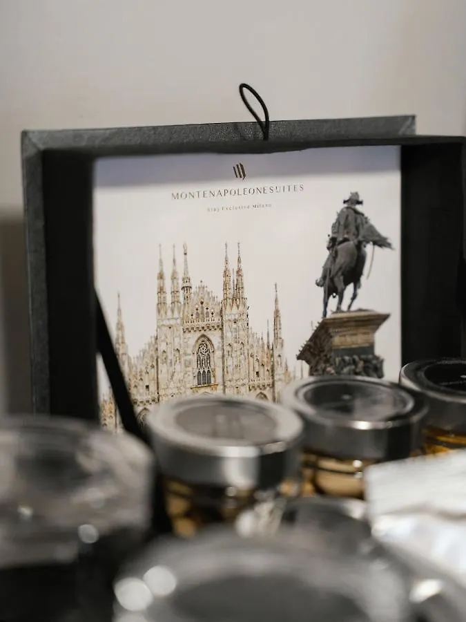 Montenapoleone Suites Milan 2*,