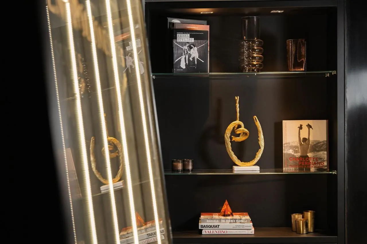 Montenapoleone Suites Milan