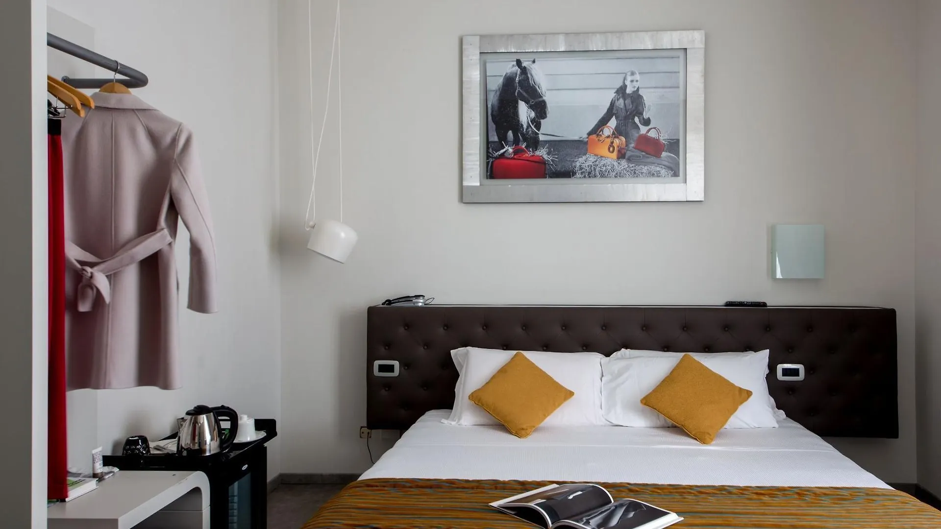 Aparthotel Montenapoleone Suites Milan